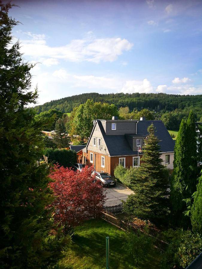 Ganze Wohnung, Two-Bedroom Apartment in Lauter-Bernsbach, Erzgebirge