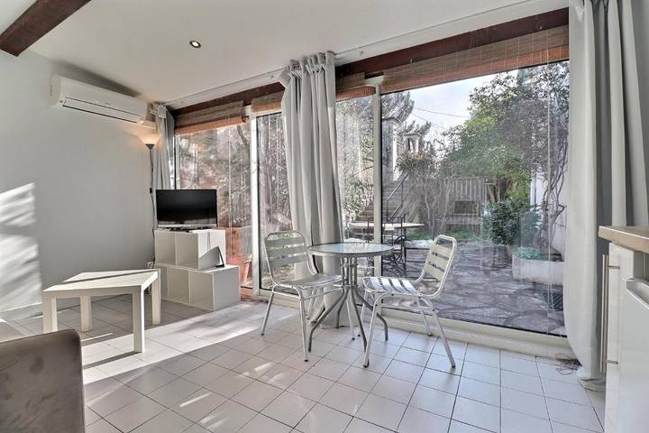 Gîte pour 2 personnes, avec terrasse à Allauch - 2