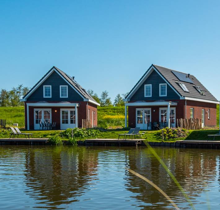 Ferienhaus für 12 Personen, mit Balkon/Terrasse und Terrasse sowie Garten und Pool