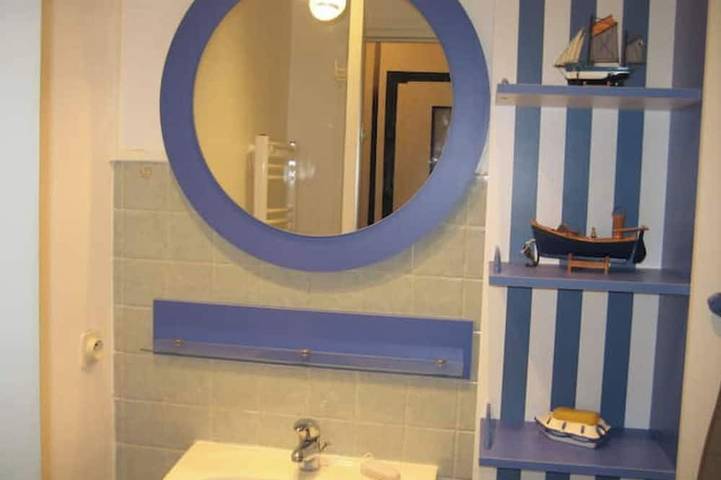 Gîte pour 2 personnes, avec terrasse, animaux acceptés dans Port de Saint-Jacques - 2