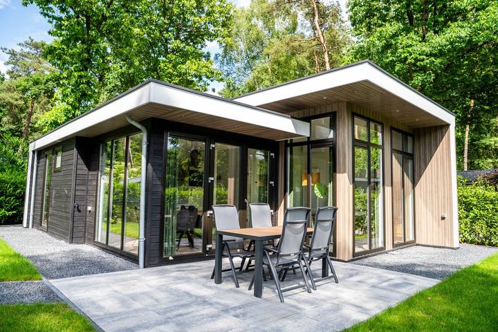 Chalet voor 4 personen, met tuin en terras in Hoenderloo