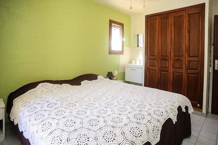 Location de vacances pour 8 personnes, avec balcon et jardin, animaux acceptés à Saint-Gilles - 3