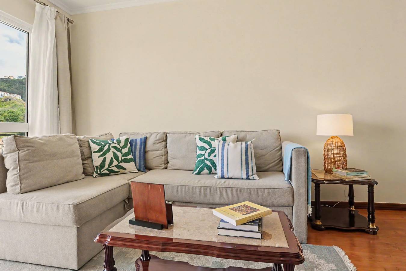 Hel lejlighed, Apartment 'Madeira, Home By Palma' with Mountain View, Shared Garden and Wi-Fi in Caniço, Maderia