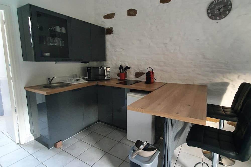 Apartamento entero, Studio \"nid Cosy\" Avec Piscine Chauffée in Bonnemain, Región de Saint-Malo