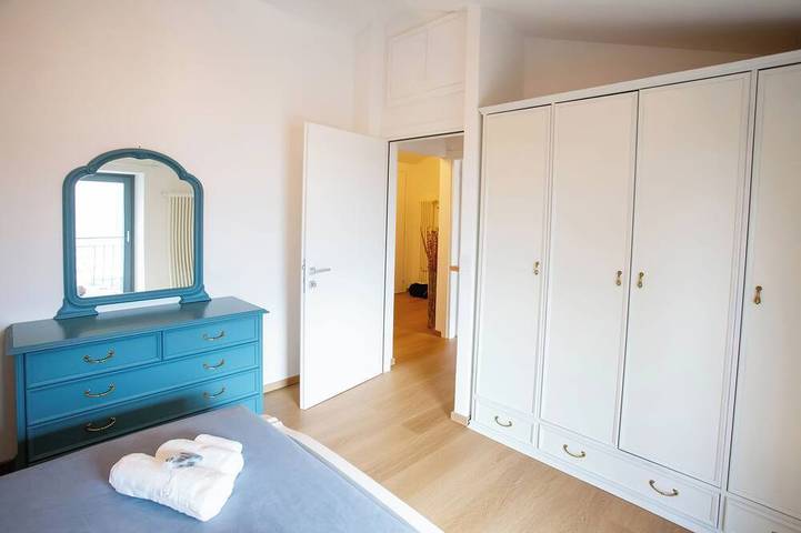 Appartamento intero, Appartamento sulla ciclabile Sentiero Valtellina,a pochi minuti dal Lago di Como in Morbegno (Borgo), Morbegno