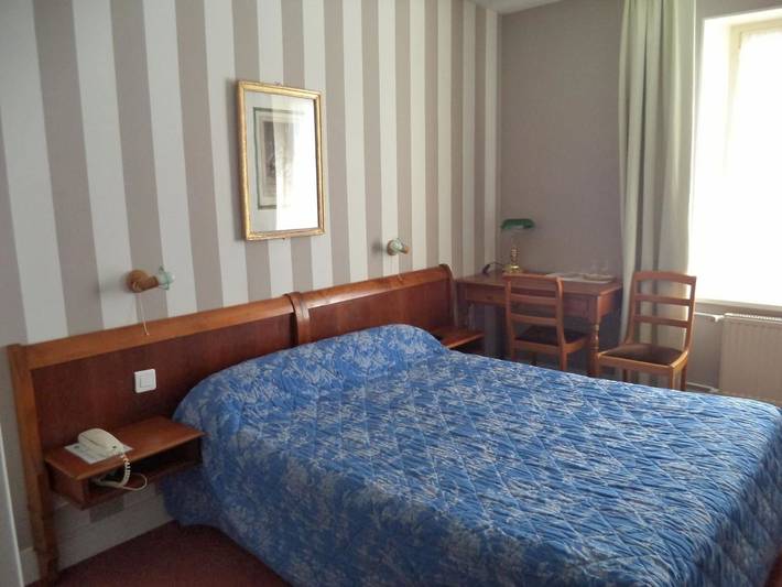 Hôtel pour 4 personnes, avec jardin ainsi que terrasse et vue, animaux acceptés à Avallon - 3