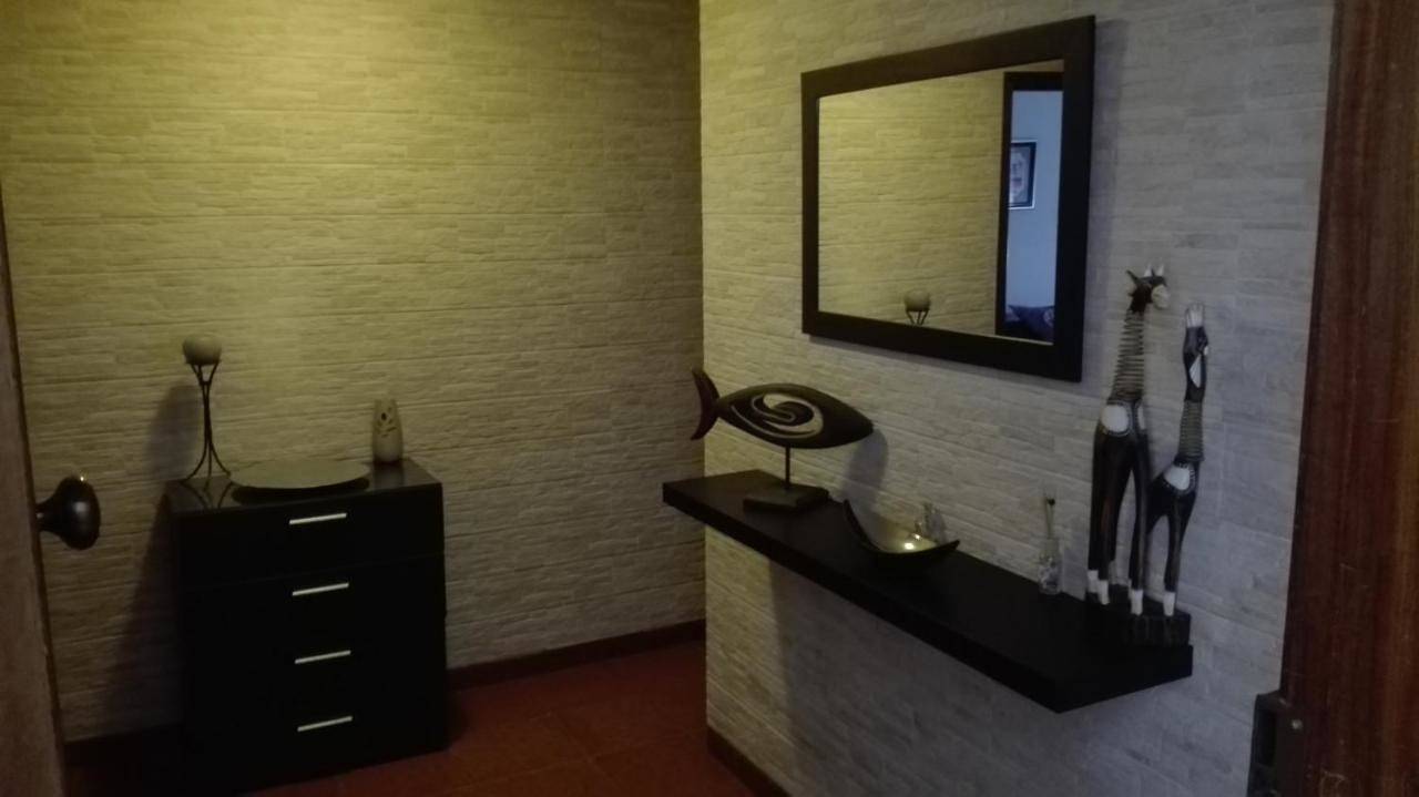 Double Room with Private Bathroom in Peniche, Leiria District