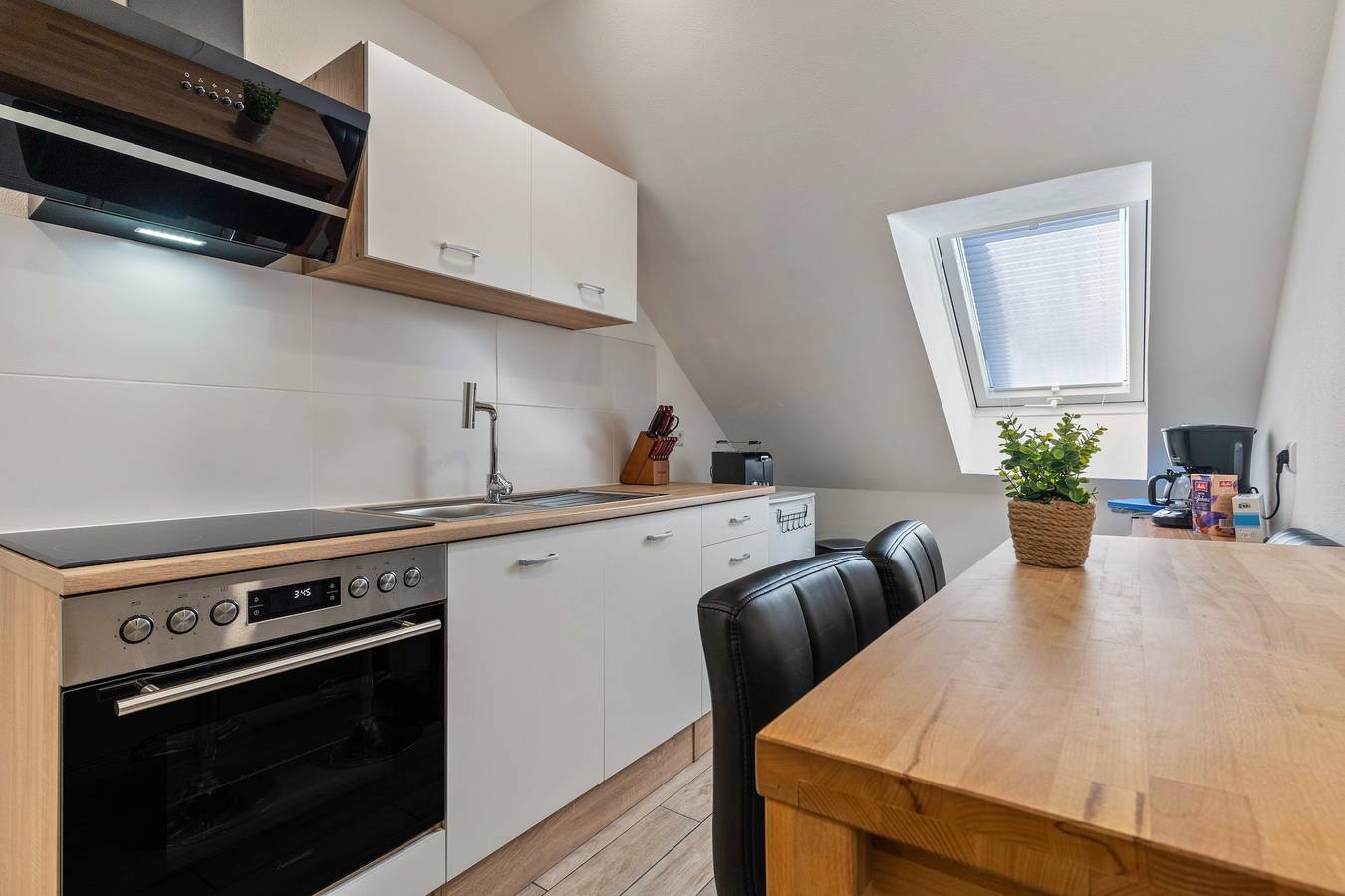 Ganze Wohnung, Ferienwohnung 'Sena' mit Balkon und Wi-Fi in Weisweil, Südschwarzwald