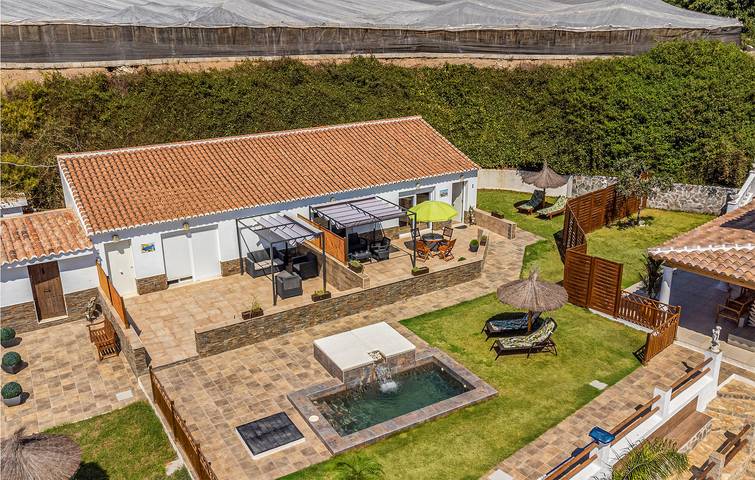 Ferienhaus für 4 Personen, mit Pool