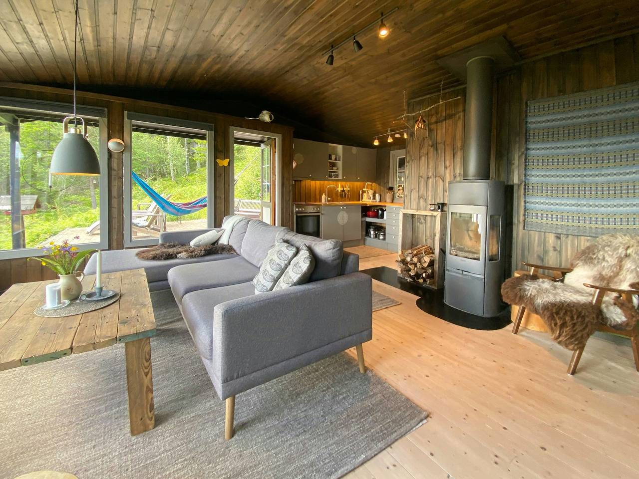 Fjellhytte med utsikt over Juvatn in Bortelid, Åseral