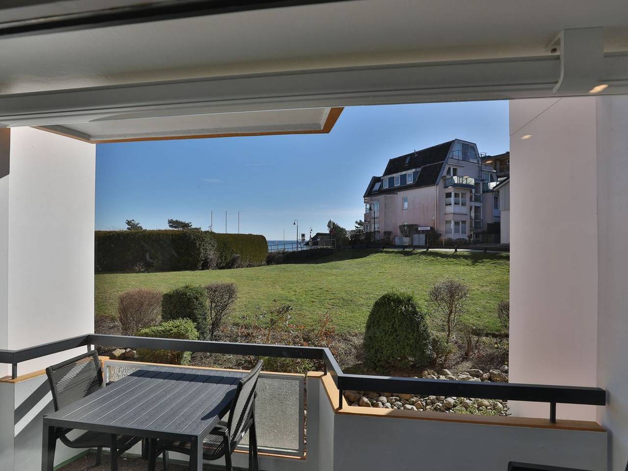 Ganze Ferienwohnung, Strandkoje 104 in Themenstrände Scharbeutz, Ostholstein
