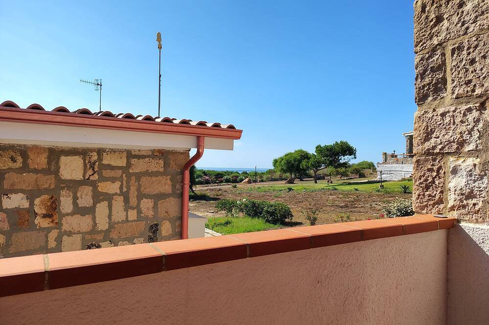 A 5 minuti dalla spiaggia, Eighta villetta in villaggio privato per famiglie in Portoscuso, Provincia di Carbonia-Iglesias