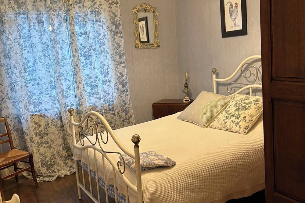 Maison de Campagne Familiale en Bourgogne in Thoisy-le-Désert, Beaune region