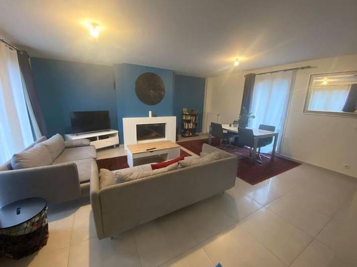 Location de vacances pour 8 personnes, avec terrasse et jardin à Saint-Pierre-du-Perray - 2