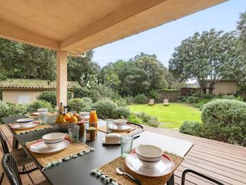 Ferienhaus für 6 Personen, mit Terrasse und Garten in Porto-Vecchio