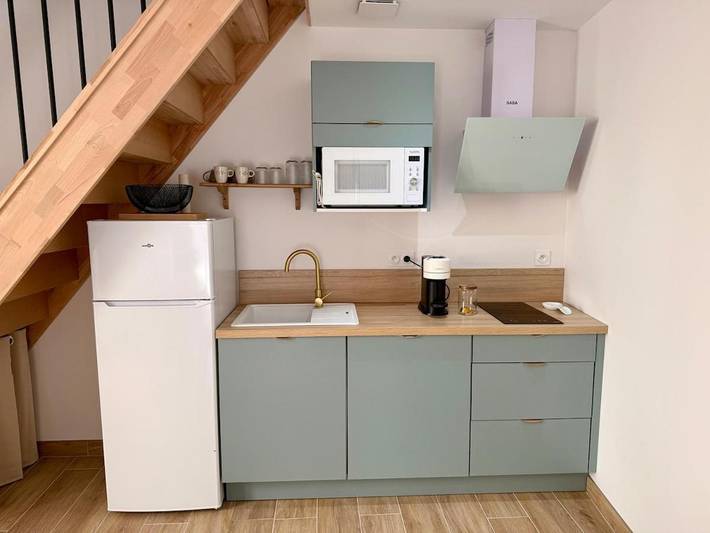 Location de vacances pour 3 personnes, avec terrasse, animaux acceptés à Pailhès - 2