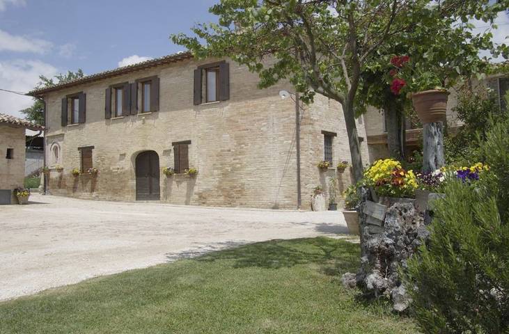 Casa vacanza per 3 persone, con Idromassaggio e Giardino nonché Sauna a Montefalco