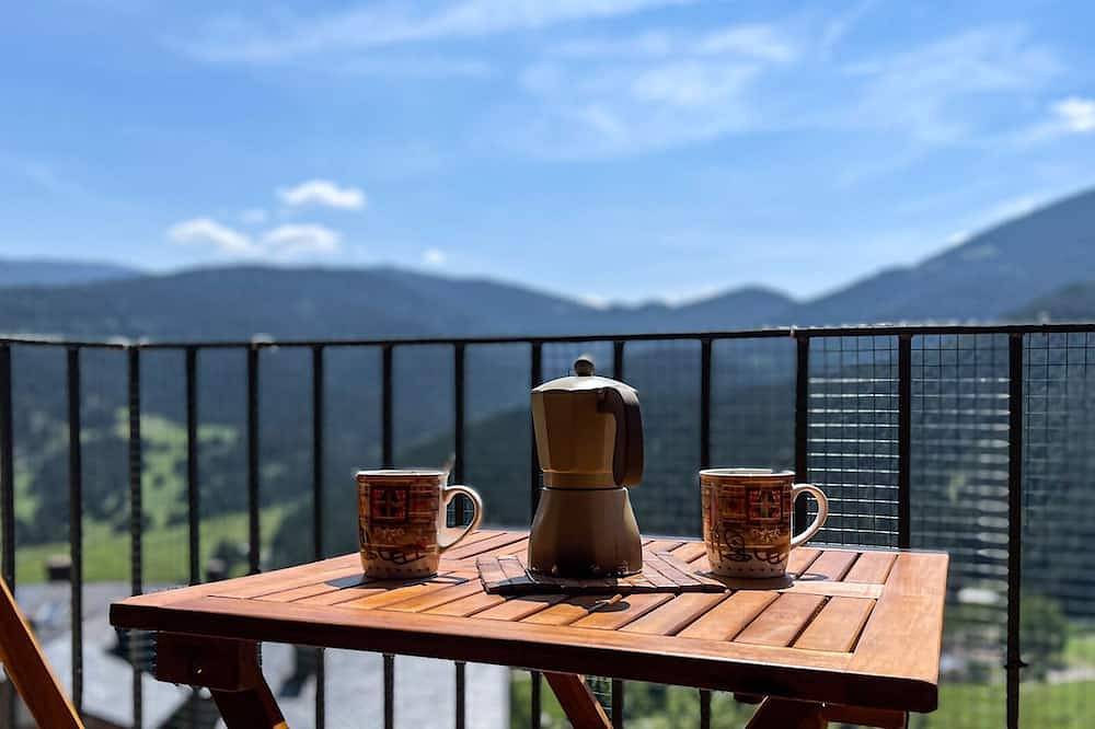 Entire apartment, Flat with great mountain views in La Molina, Alp