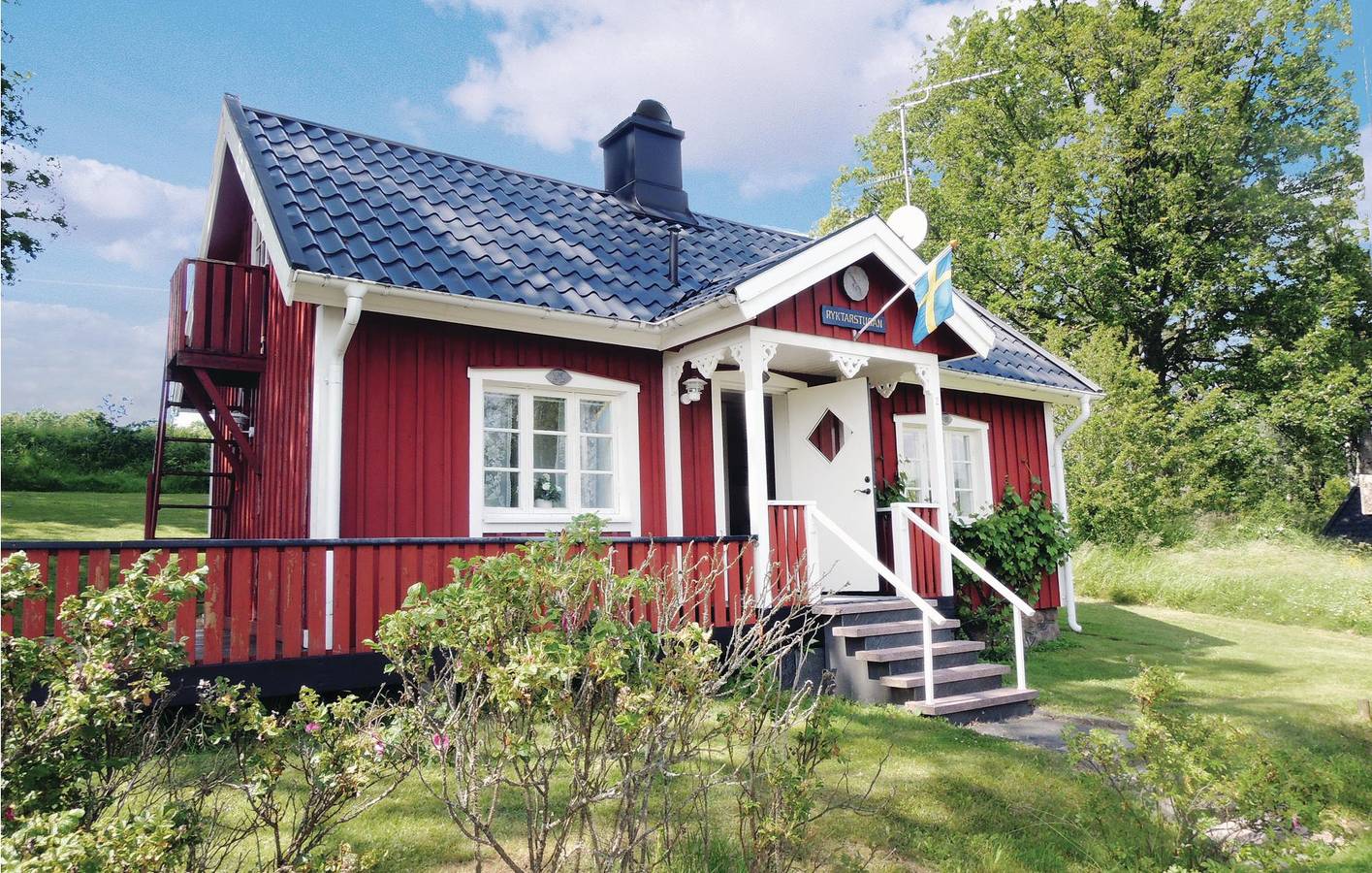 Ferienhaus für 4 Personen mit Garten in Kronoberg
