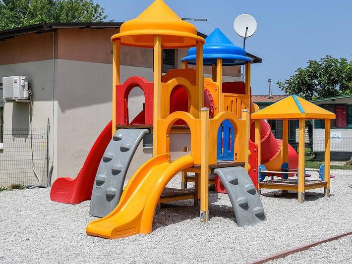Wohnwagen für 6 Personen, mit Kinderpool in Peschiera del Garda - 4
