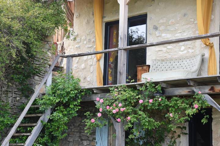 Gîte pour 2 personnes, avec vue et piscine ainsi que jardin et sauna, animaux acceptés à Saint-Christol - 2