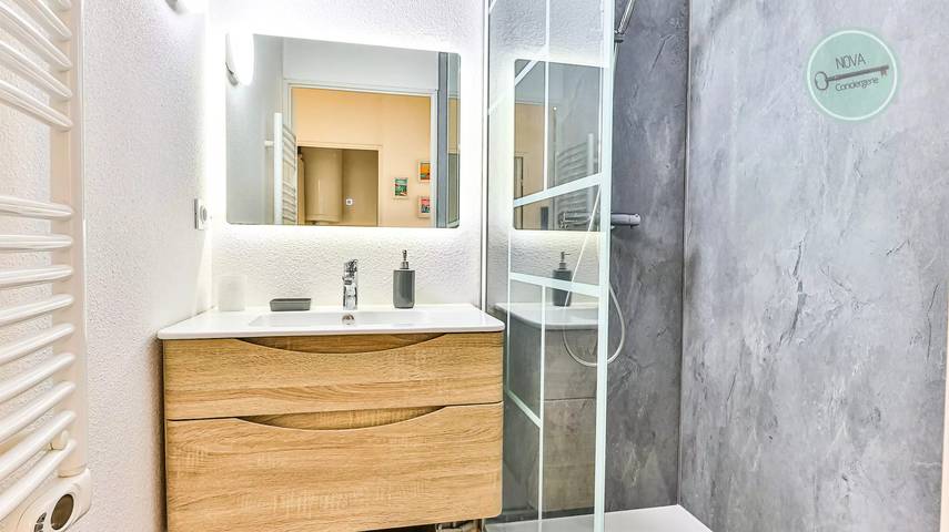 Gîte pour 4 personnes, avec balcon dans La Grande plage (Saint-Gilles-Croix-de-Vie) - 3