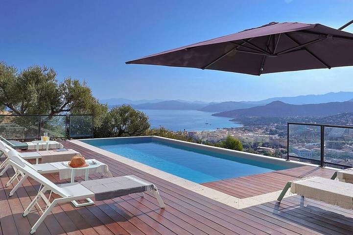 Villa pour 10 personnes, avec Terrasse et Jardin à L'Île-Rousse