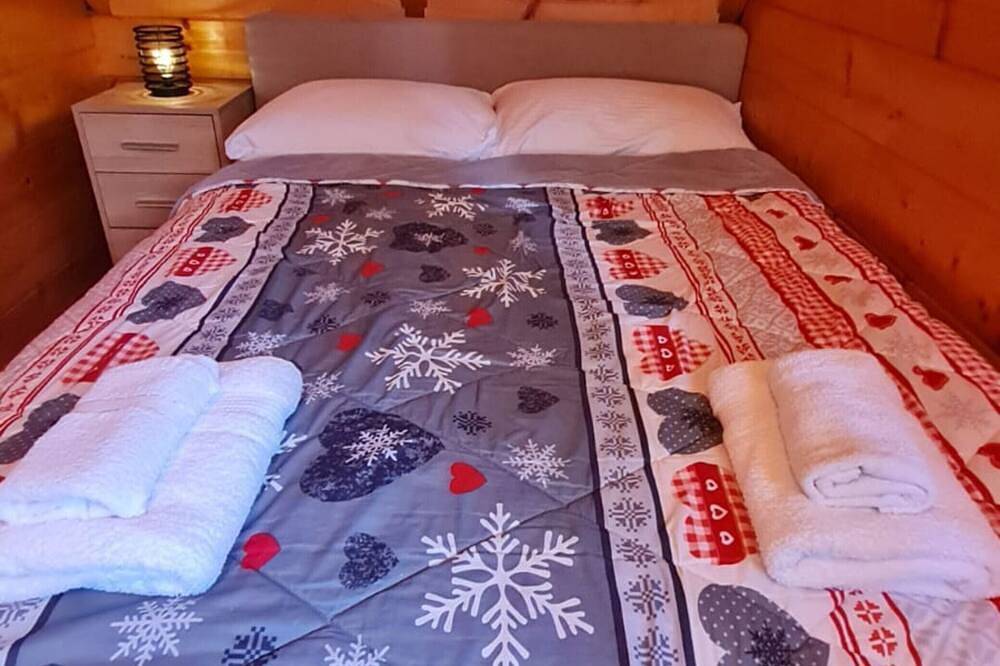 Ganze Wohnung, Apartments Plitvice forest - Two Bedroom Apartment with Terrace in Rudanovac, Plitvicer Seen