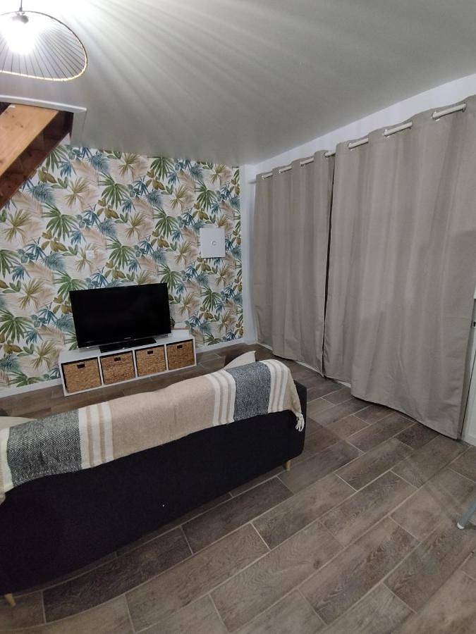 One-Bedroom House in Hardinghen, Région de Calais