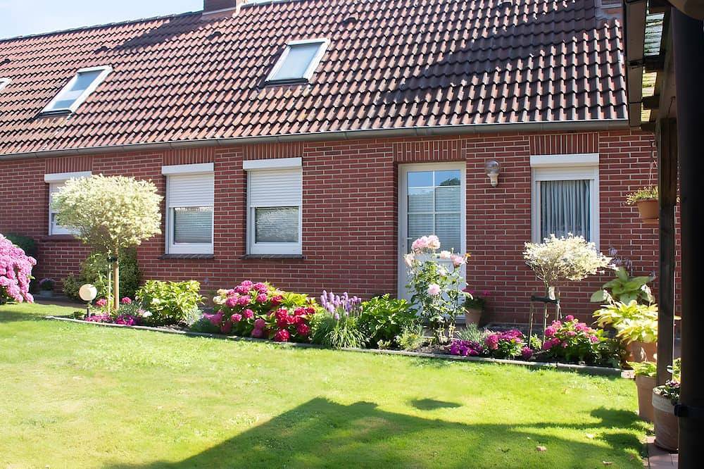 Ganze Wohnung, Ferienwohnung in Krummhörn – Gemütliches Apartment für 2 Gäste in Krummhörn, Landkreis Aurich