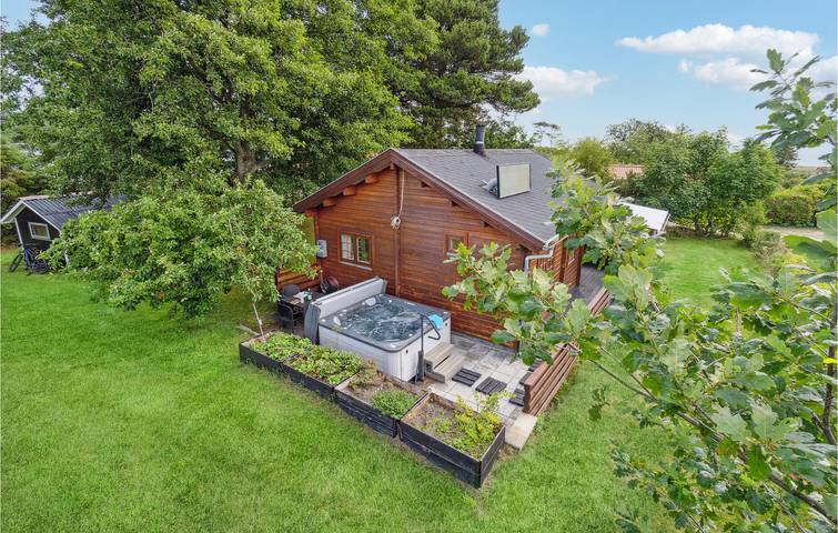 Ferienhaus für 4 Personen, mit Terrasse und Garten am Mariagerfjord
