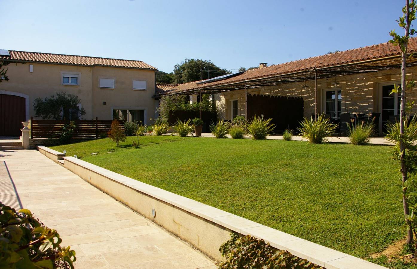 Gîte Genêt - Villa Cassandra in Tavel, Région de Nîmes