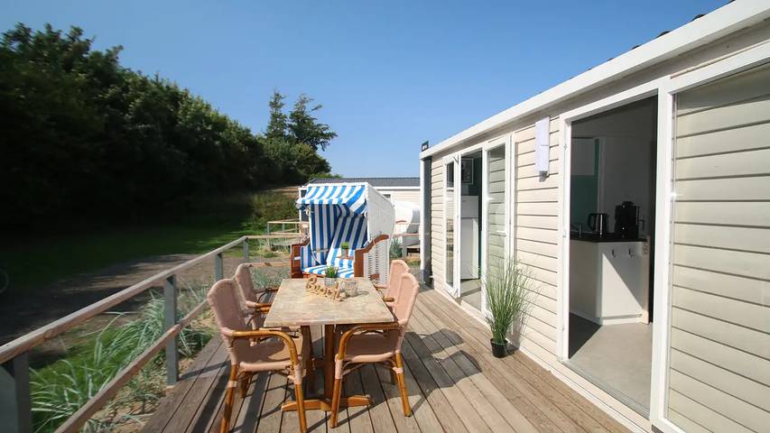 Camping voor 6 personen, met sauna en terras, met huisdier aan de Oostzee