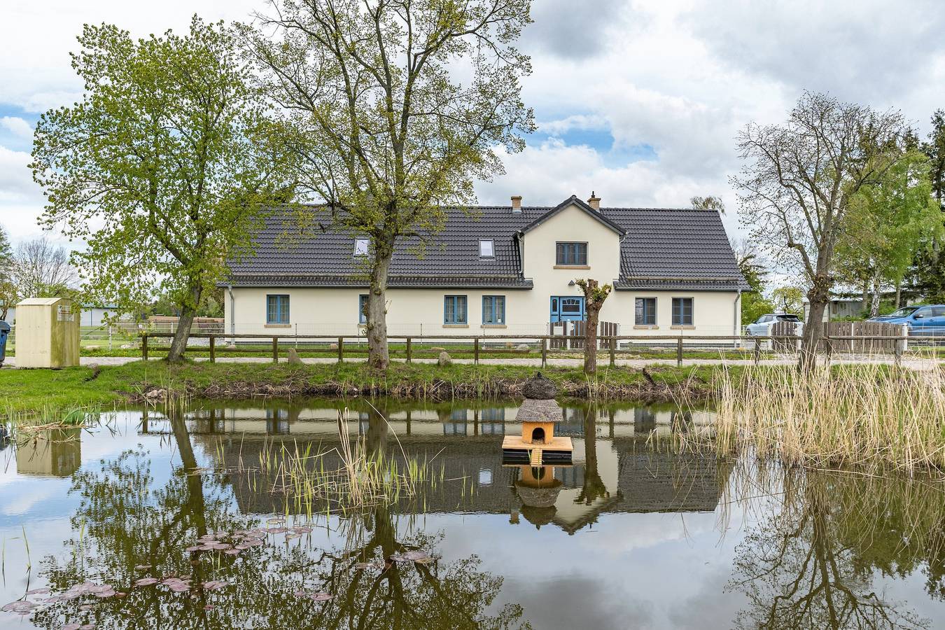Ganze Wohnung, Ferienwohnung 'Gute Stube' mit Garten und Wlan in Usedom Stadt, Usedom