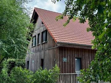 Ferienwohnung für 7 Personen, mit Terrasse und Garten in Lärz