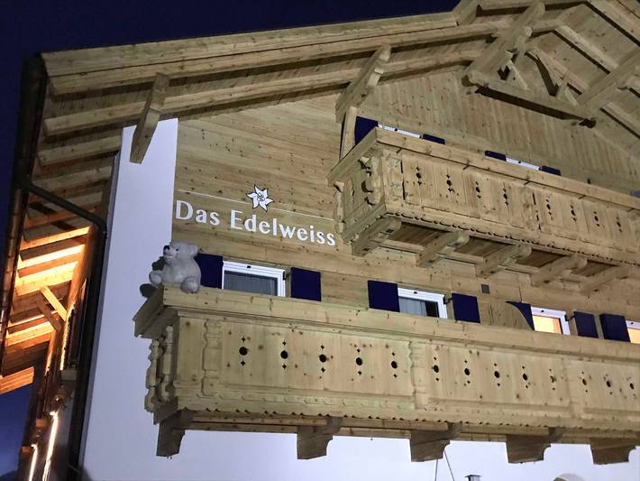 Das Edelweiss - Budget Zimmer Litnis in Grän, Allgäuer Alpen (Österreich)