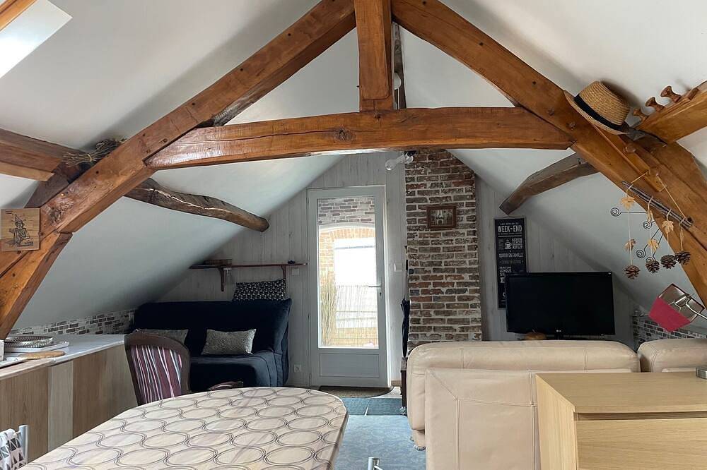 Entire apartment, Pleasant studio in sologne, ideal for 2 or 3 people in Salbris, Sologne