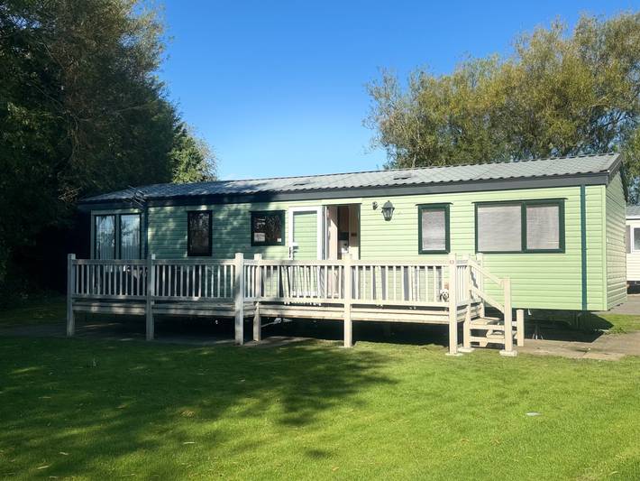 Lodge for 6 people, with pool and garden, with pets in Skegness