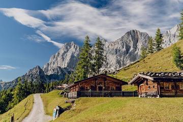 Blockhütte für 4 Personen, mit Balkon und Garten sowie Sauna in Ramsau am Dachstein