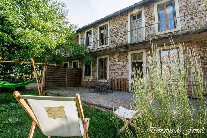 Appartement de vacances pour 2 personnes, avec Terrasse ainsi que Jardin et Piscine