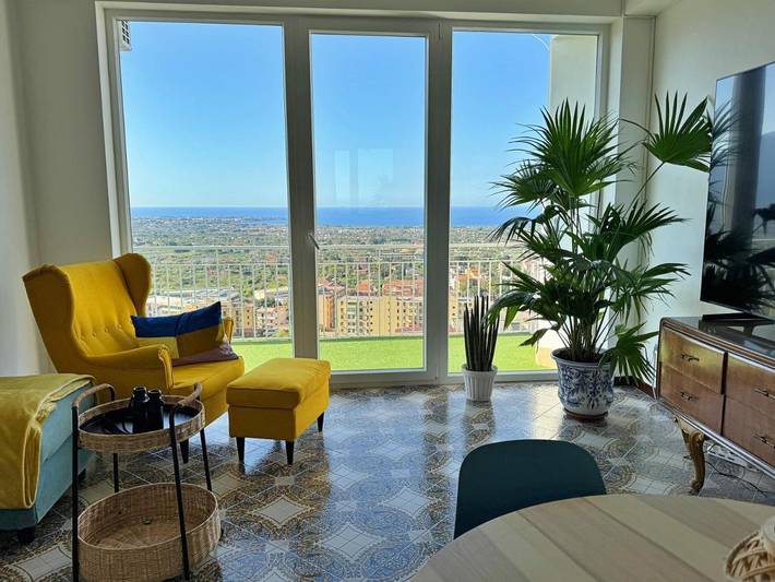 Apartamento de vacaciones para 10 personas, con terraza y vistas - 1