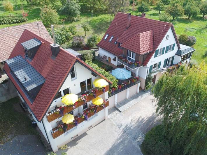 Ferienwohnung für 2 Personen, mit Terrasse und Garten in Schliengen