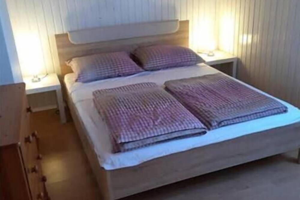 Authentic stone house with great pool and large garden! in Umag und Umgebung