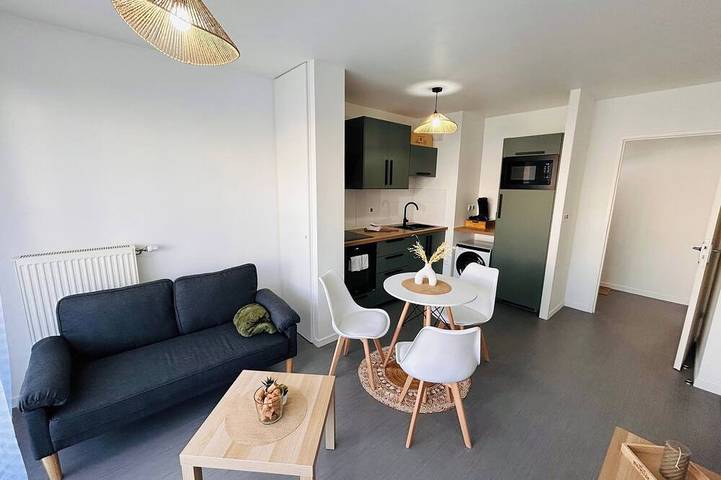Gîte pour 2 personnes, avec terrasse à Bezannes