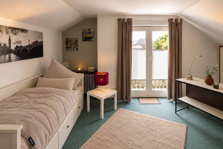 Ganze Wohnung, Green Door Loft Stilvolles 160 m2 Apartment Balkon Gartenblick Hundefreundlich in Ibbenbüren, Kreis Steinfurt