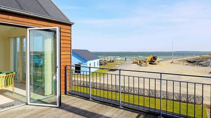Ferienhaus mit Meerblick für 7 Personen, mit Whirlpool und Terrasse in Nordwestjütland