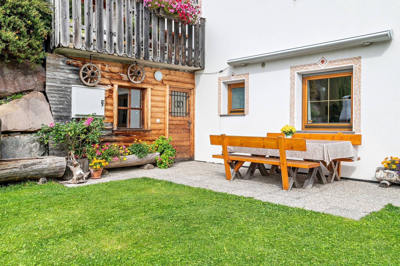 Ganze Wohnung, Ferienwohnung "Obertegghof Schartenblick" mit Bergblick, privater Terrasse und Wlan in Sarntal, Sarntaler Alpen