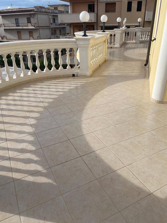 Location de vacances pour 2 personnes, avec vue et jardin dans Gallico Marina - 3