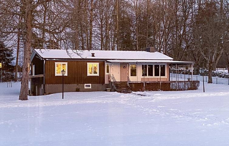 Ferienhaus für 8 Personen mit Sauna in Jönköpings län