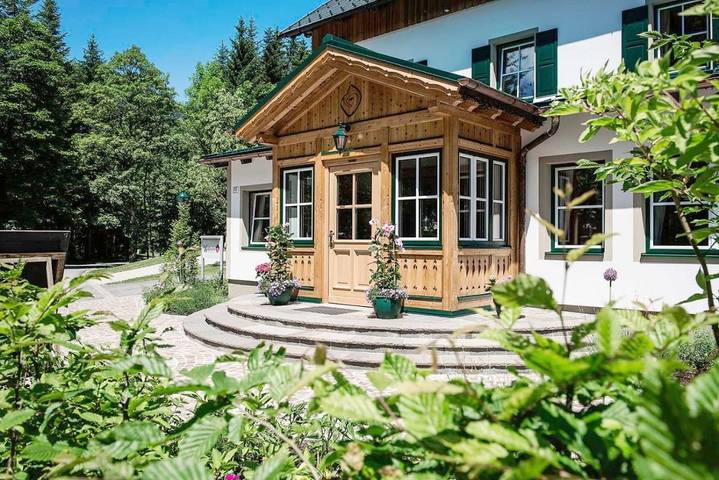 B&B für 2 Personen, mit Terrasse und Garten sowie Ausblick in Grundlsee